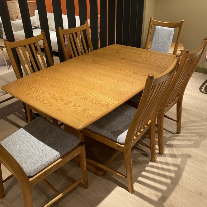 Ercol Windsor Medium Table & 6 Penn Chairs  - Clearance