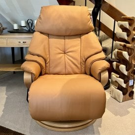Chester Midi Electric Recliner - Cancelled Order - Clearance 
