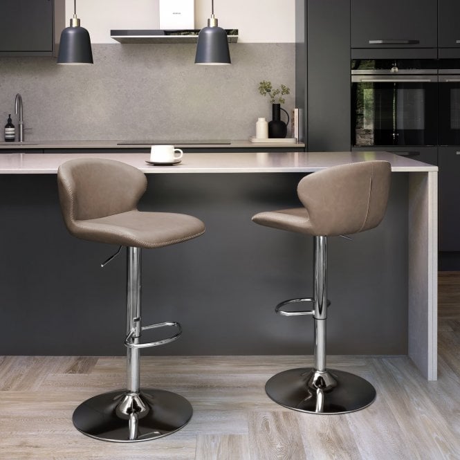 Solis Roland Gas Lift Swivel Bar Stool – Stone Vintage Faux Leather – Chrome Base