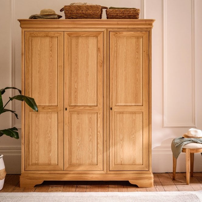Willis & Gambier Bordeaux 3 Door Triple Wardrobe